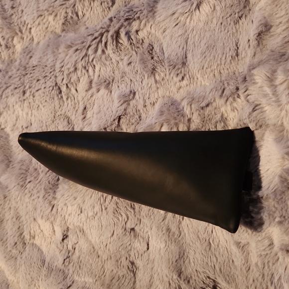 Portland Leather Alpine Pouch - Picture 3 of 6